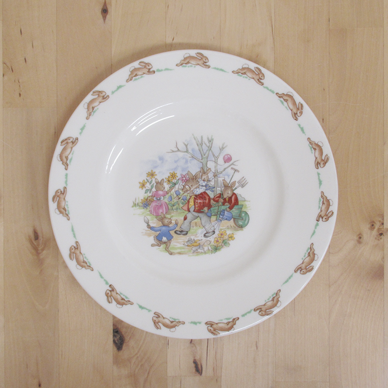 バニキンズ Plate ロイヤルドルトン NO828 MADE in ENGLAND