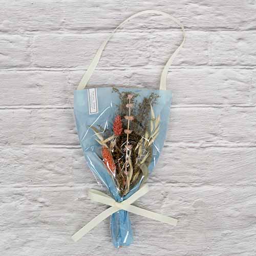 Dry Flower Hanging Bouquet S / Cyan