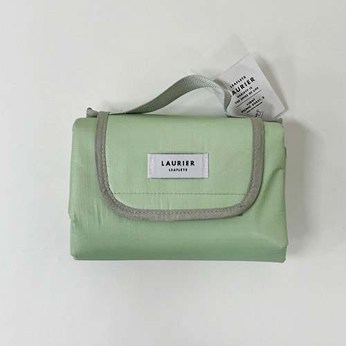 LAURIER(ローリエ)　ライトピクニックシートS　Smoke Green