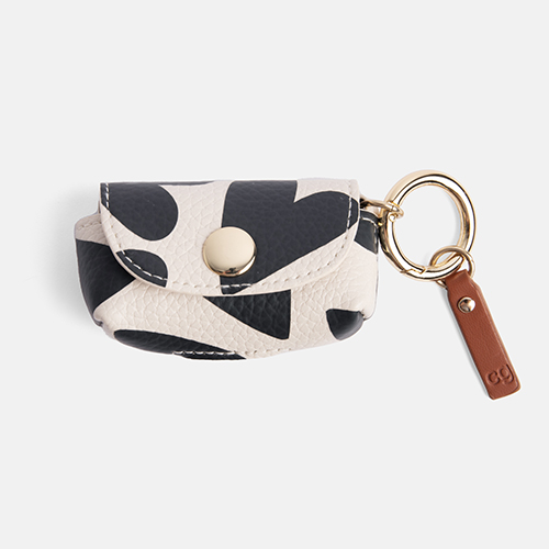 caroline gardner   Multi Pouch　Mono Hearts